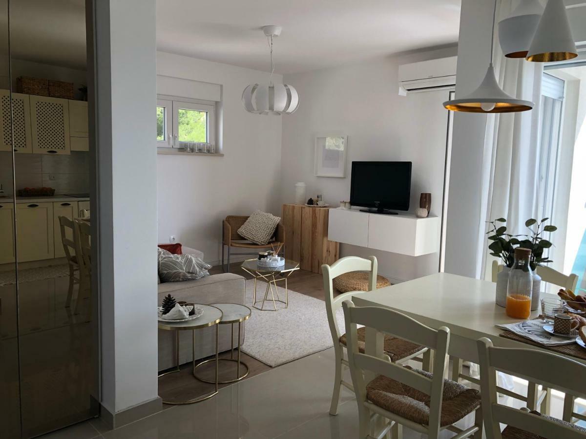 Near The Beach,Free Parking&Wifi Makarska Luaran gambar